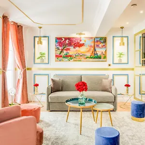 Luxury 4 Bedrooms 3 Bathrooms - Louvre Paris