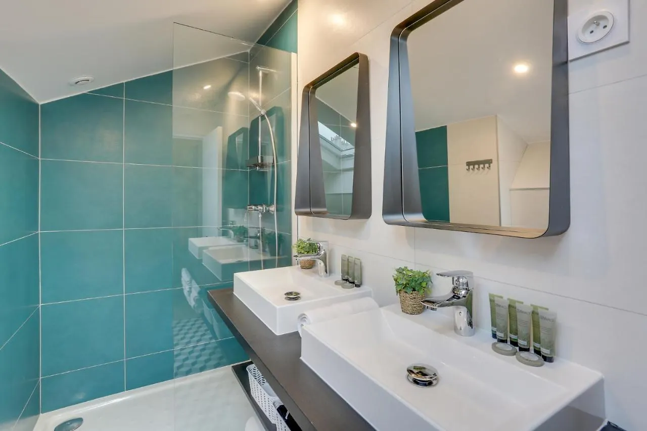 Bastille Chicsuites Paris France