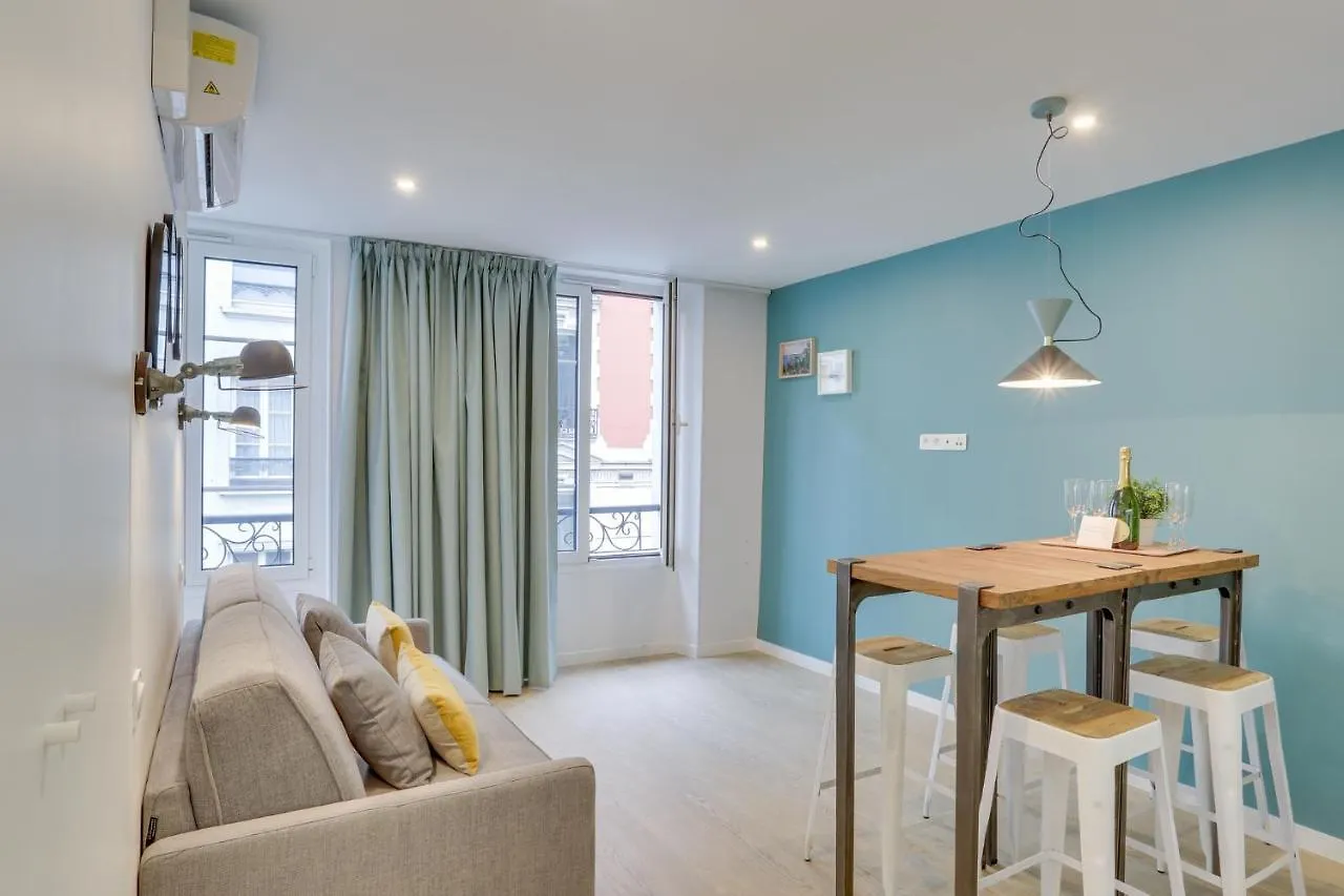 Bastille Chicsuites Paris Apartment